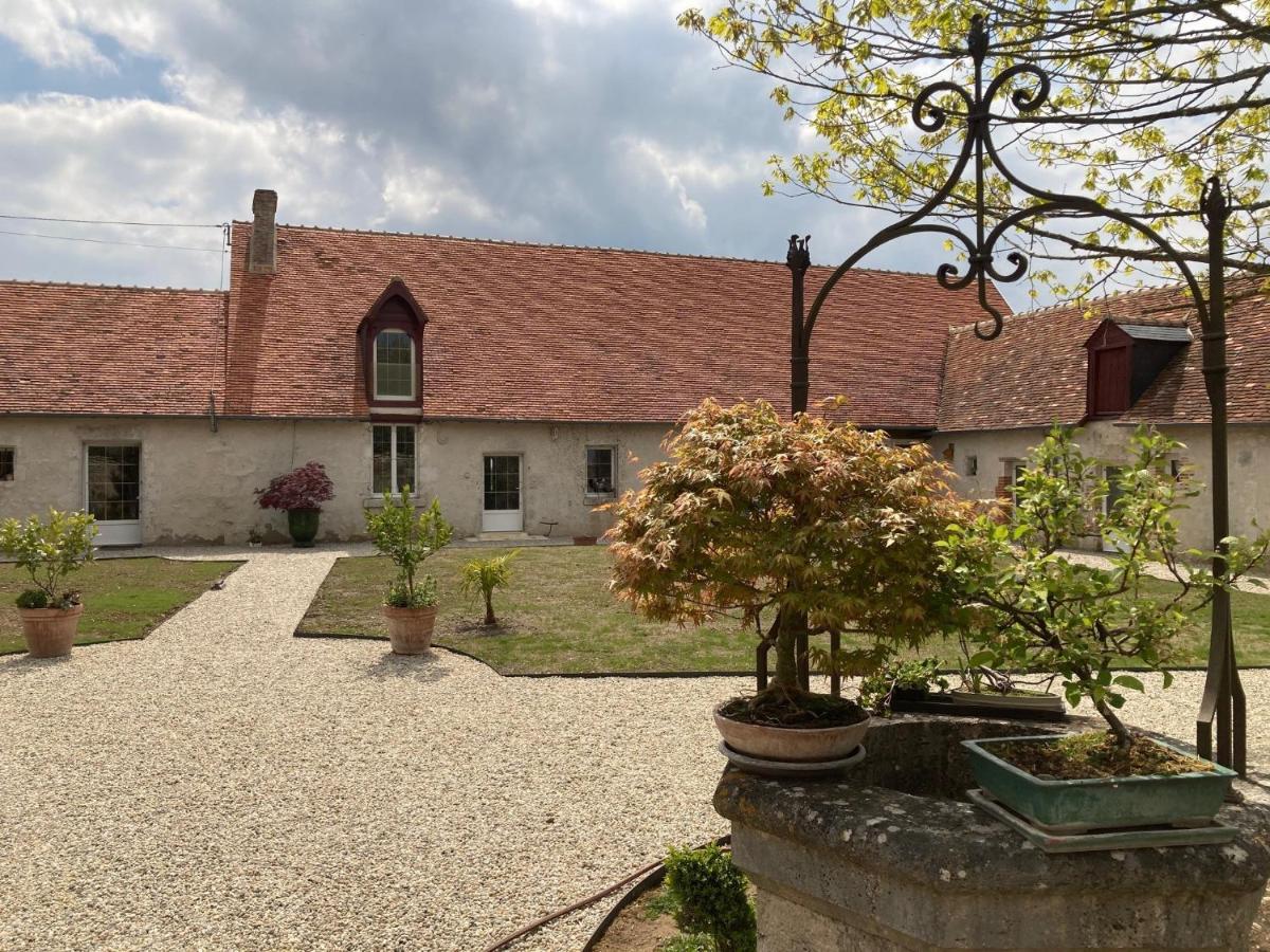 Le Clos Des Chateaux Panzió Chitenay Kültér fotó