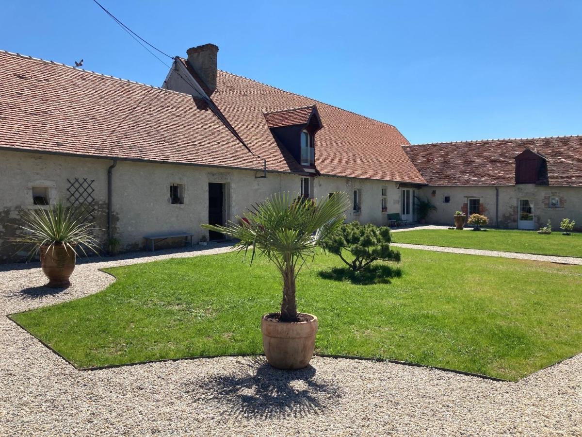 Le Clos Des Chateaux Panzió Chitenay Kültér fotó